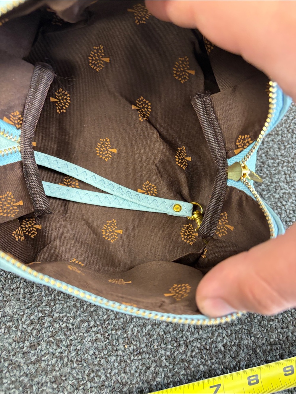 Mulberry Sky Blue Leather Cosmetic Case with Gold Tree Medallion - Picture 4 of 11